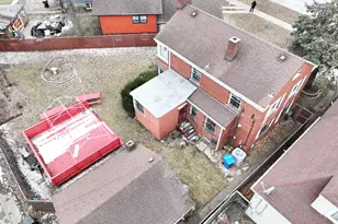 7741 S Paxton Ave, Chicago, IL 60649 - Photo 5