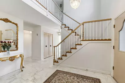 [Address not provided], Lincolnwood, IL 60712 - Photo 9