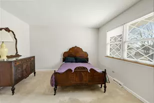 7241 N Lowell Ave, Lincolnwood, IL 60712 - Photo 17