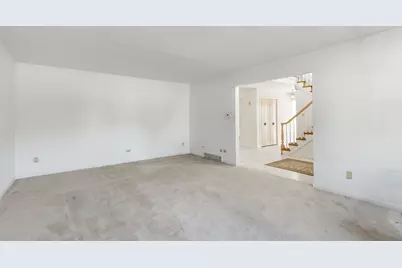 7241 N Lowell Avenue, Lincolnwood, IL 60712 - Photo 5