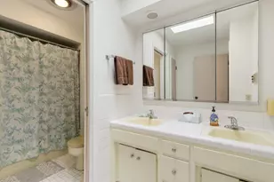 [Address not provided], Lincolnwood, IL 60712 - Photo 21