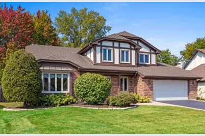 2S534 Danbury Drive, Glen Ellyn, IL 60137 - Photo 9