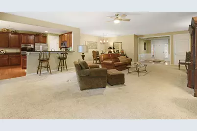 585 Tuscan View Drive, Elgin, IL 60124 - Photo 9