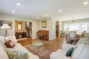 [Address not provided], Deerfield, IL 60015 - Photo 3