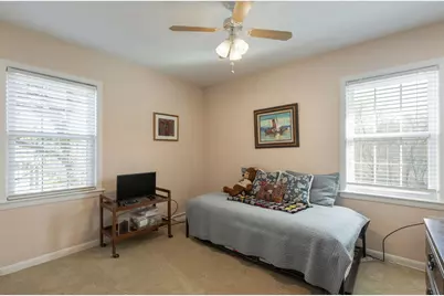 [Address not provided], Deerfield, IL 60015 - Photo 9