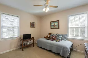 [Address not provided], Deerfield, IL 60015 - Photo 9