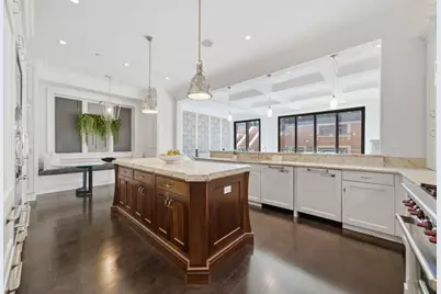 2658 N Mildred Avenue, Chicago, IL 60614 - Photo 13