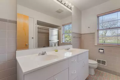 4700 Central Avenue, Western Springs, IL 60558 - Photo 11