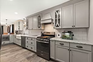 405 E North St, Manhattan, IL 60442 - Photo 7