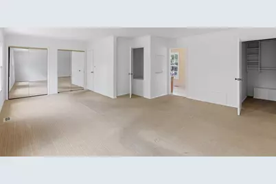[Address not provided], Deerfield, IL 60015 - Photo 11