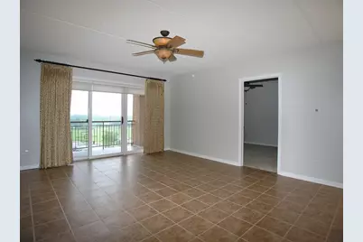 1 N Beacon Place #610, La Grange, IL 60525 - Photo 3