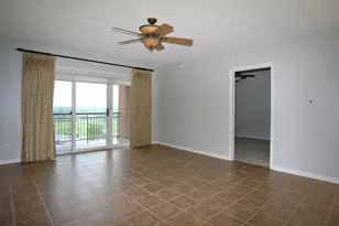 1 N Beacon Pl, La Grange, IL 60525 - Photo 3