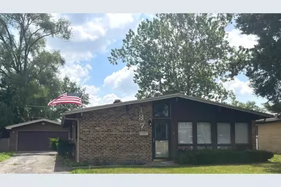 137 N Highview Avenue, Addison, IL 60101 - Photo 1