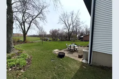 108 N Lancaster Drive, Bolingbrook, IL 60440 - Photo 3