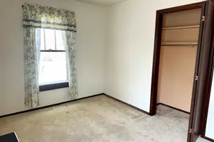 108 N Lancaster Dr, Bolingbrook, IL 60440 - Photo 15