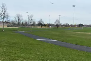 108 N Lancaster Dr, Bolingbrook, IL 60440 - Photo 5