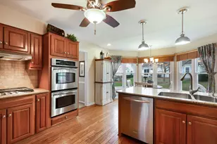 803 Willow Hills Ln, Prospect Heights, IL 60070 - Photo 7