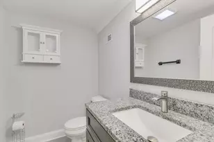 3239 Wesley Ave, Berwyn, IL 60402 - Photo 19