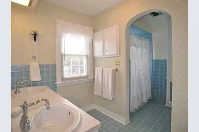 1001 S Brainard Avenue, La Grange, IL 60525 - Photo 7