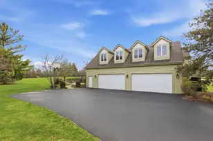 4 Polo Dr, South Barrington, IL 60010 - Photo 7