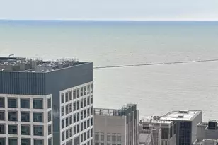 100 E Huron St, Chicago, IL 60611 - Photo 7