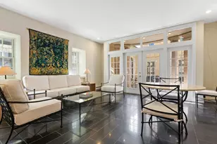 70 E Scott St, Chicago, IL 60610 - Photo 31