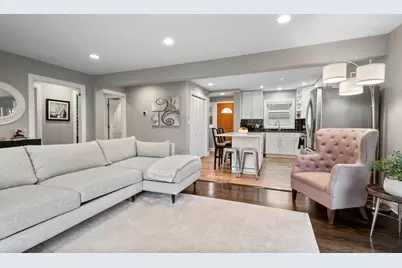 7027 Foster Street, Morton Grove, IL 60053 - Photo 5