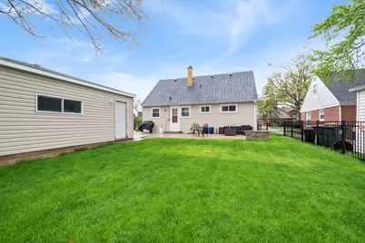 7027 Foster Street, Morton Grove, IL 60053 - Photo 19