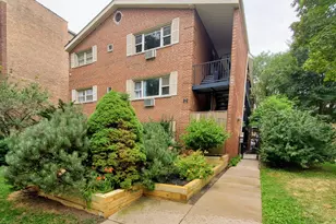 540 Hinman Ave, Evanston, IL 60202 - Photo 1