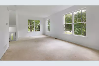1901 Freedom Court, Zion, IL 60099 - Photo 3