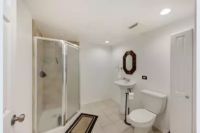 8 Elizabeth Court, Lake in the Hills, IL 60156 - Photo 19