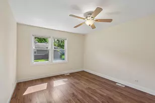 309 Northwestern Ct, Bloomingdale, IL 60108 - Photo 9