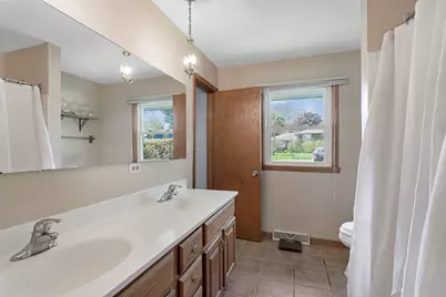 205 Oak Avenue, Westmont, IL 60559 - Photo 15
