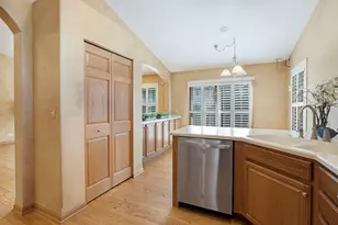 34220 N Wineberry Ln, Round Lake, IL 60073 - Photo 5
