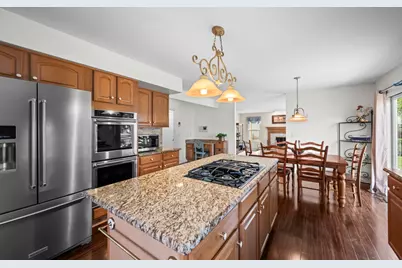5250 Morningview Drive, Hoffman Estates, IL 60192 - Photo 17