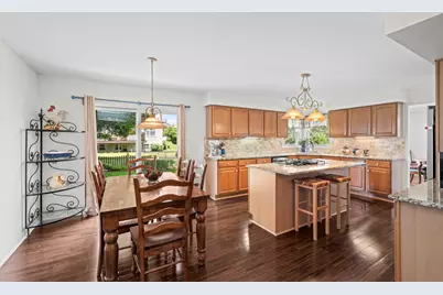5250 Morningview Drive, Hoffman Estates, IL 60192 - Photo 21