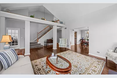 5250 Morningview Drive, Hoffman Estates, IL 60192 - Photo 11