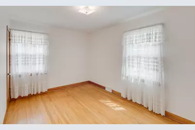 2509 S 10th Avenue, Broadview, IL 60155 - Photo 9
