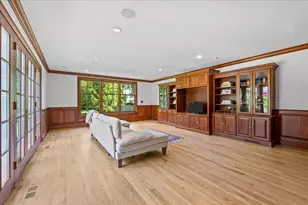 110 E Sheridan Rd, Lake Bluff, IL 60044 - Photo 13