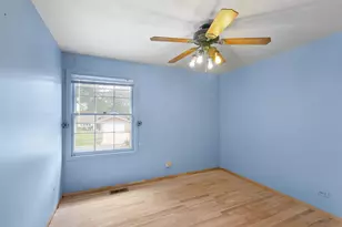 533 Bahama Ln, Schaumburg, IL 60193 - Photo 15