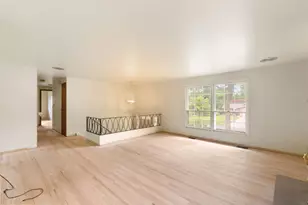 533 Bahama Ln, Schaumburg, IL 60193 - Photo 5