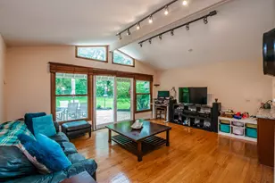 9S771 Brookbank Rd, Willowbrook, IL 60527 - Photo 11