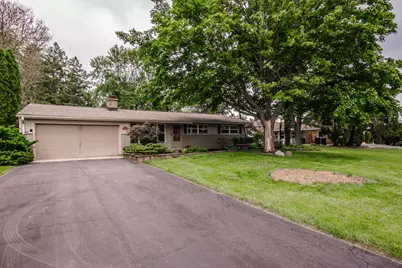 9S771 Brookbank Road, Willowbrook, IL 60527 - Photo 1