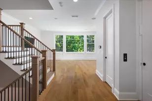 924 E Chicago Ave, Naperville, IL 60540 - Photo 21