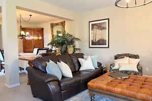 1883 Crenshaw Cir, Vernon Hills, IL 60061 - Photo 7