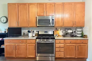 1883 Crenshaw Cir, Vernon Hills, IL 60061 - Photo 3