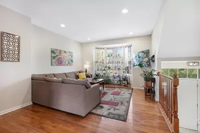98 Village Station Lane, Grayslake, IL 60030 - Photo 3