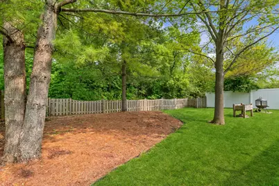 591 Roosevelt Court, Grayslake, IL 60030 - Photo 23