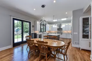 625 N Loomis St, Naperville, IL 60563 - Photo 9