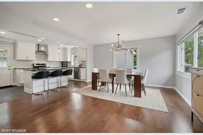 1620 Sawyer Avenue, Glen Ellyn, IL 60137 - Photo 3